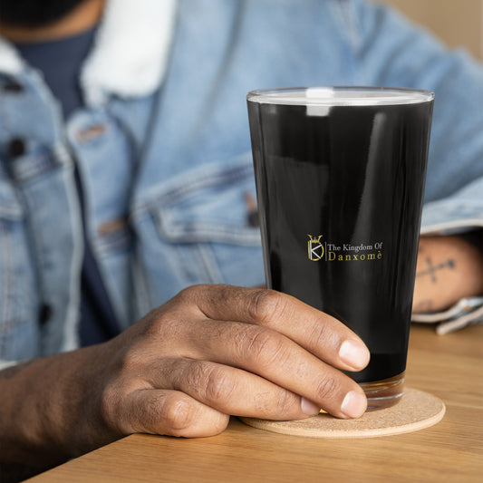 Shaker pint glass
